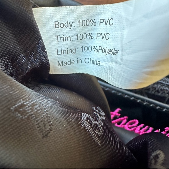 Women’s Bestyville Wristlet Pink & Black - Picture 3 of 11